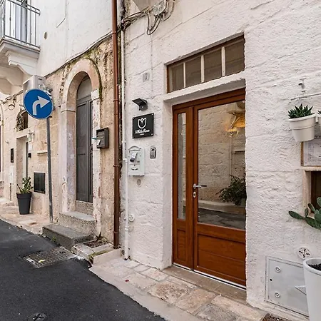 White Rose By Rentbeat